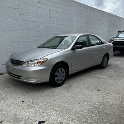 2004 Toyota Camry
