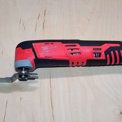 Used Milwaukee M12 Multitool (Tool Only)