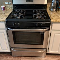 Frigidaire Oven $150