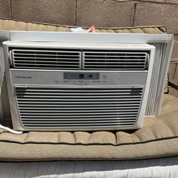 Frigidair  8000 Bt 