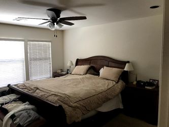 Sleigh Bed