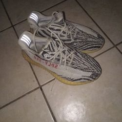 Yeezy For Men Size 9