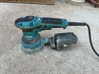 Makita 3 Amp 5” Variable Speed Random Orbital Sander