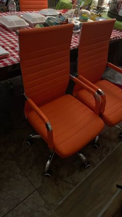 $25 each Chairs with rollers - office chair , gaming chair , extra chairs , dining chairs good condition