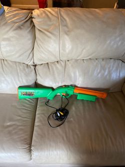 Big Buck Hunter Pro Plug & Play TV Game Green/Orange Rifle No Sensor