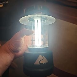Ozark 400 Lumens Lamtern. Comes With Free Batteries! 