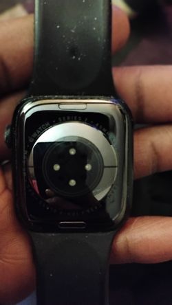 Black Apple Watch Series 7