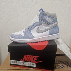 Jordan's Hyper Royal 