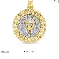 10 k lion Gold Pendant 