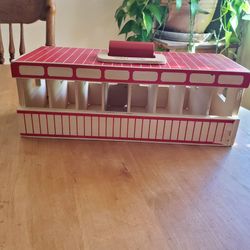 Melissa & Doug Wooden Take-Along Show Horse Stable, Stable Only