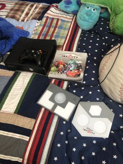 Disney infinity lot and Xbox 360