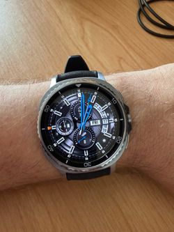Samsung Galaxy Watch Classic 8 + charger