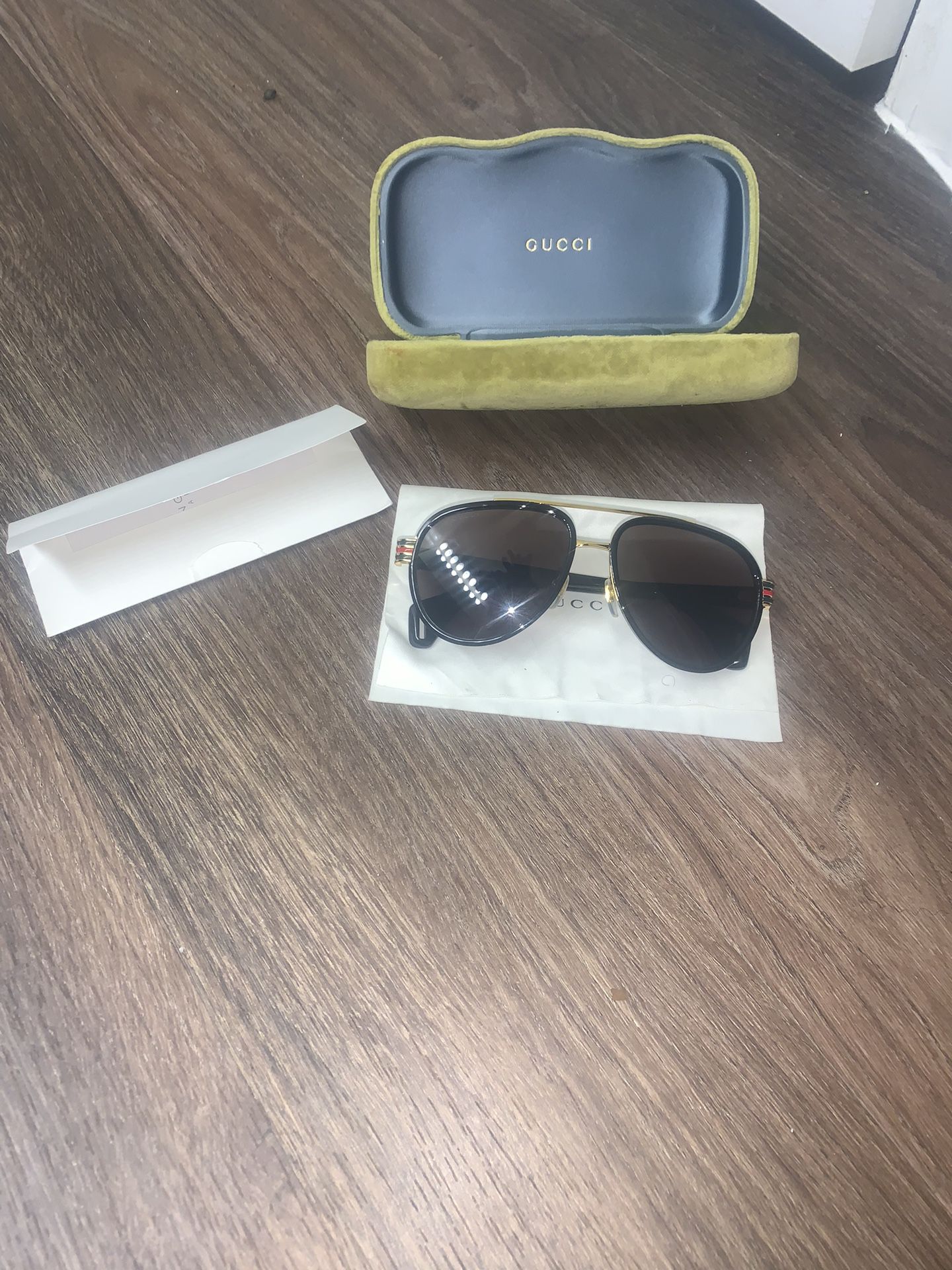 Gucci Aviator Sunglasses ( Read Description )