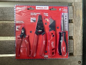 Milwaukee Electrician's Hand Tool Kit 4PC. Brand NEW.