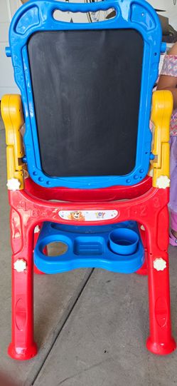 Free kids drawing board