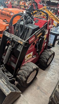 Toro Dingo 323 Mini Skid Steer Loader