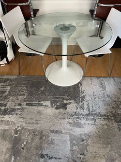 Tulip table and chairs