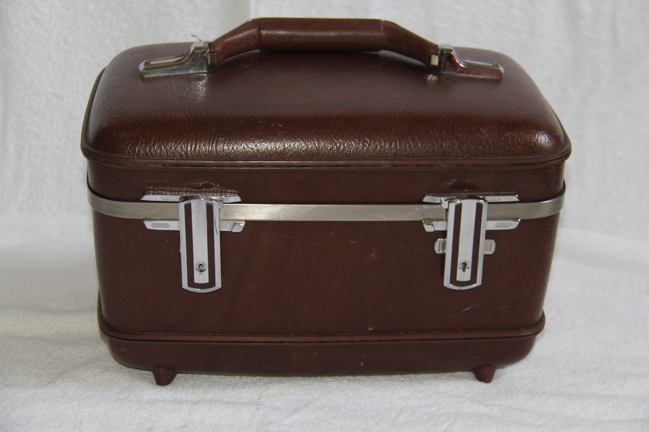 Vintage American Tourister Train Case Jewelry Cosmetic Hardshell Carrying Case