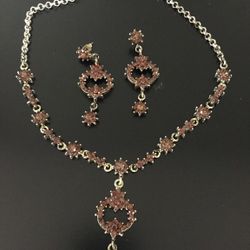 Indian Jewelry Pendant Set