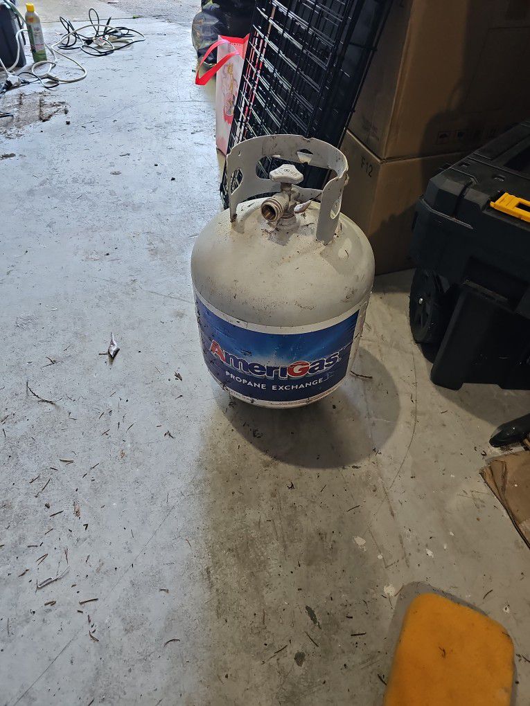 Propane Tank With a A Few Lbs In It.