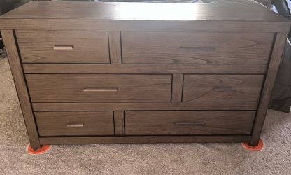 6 Drawer Dresser