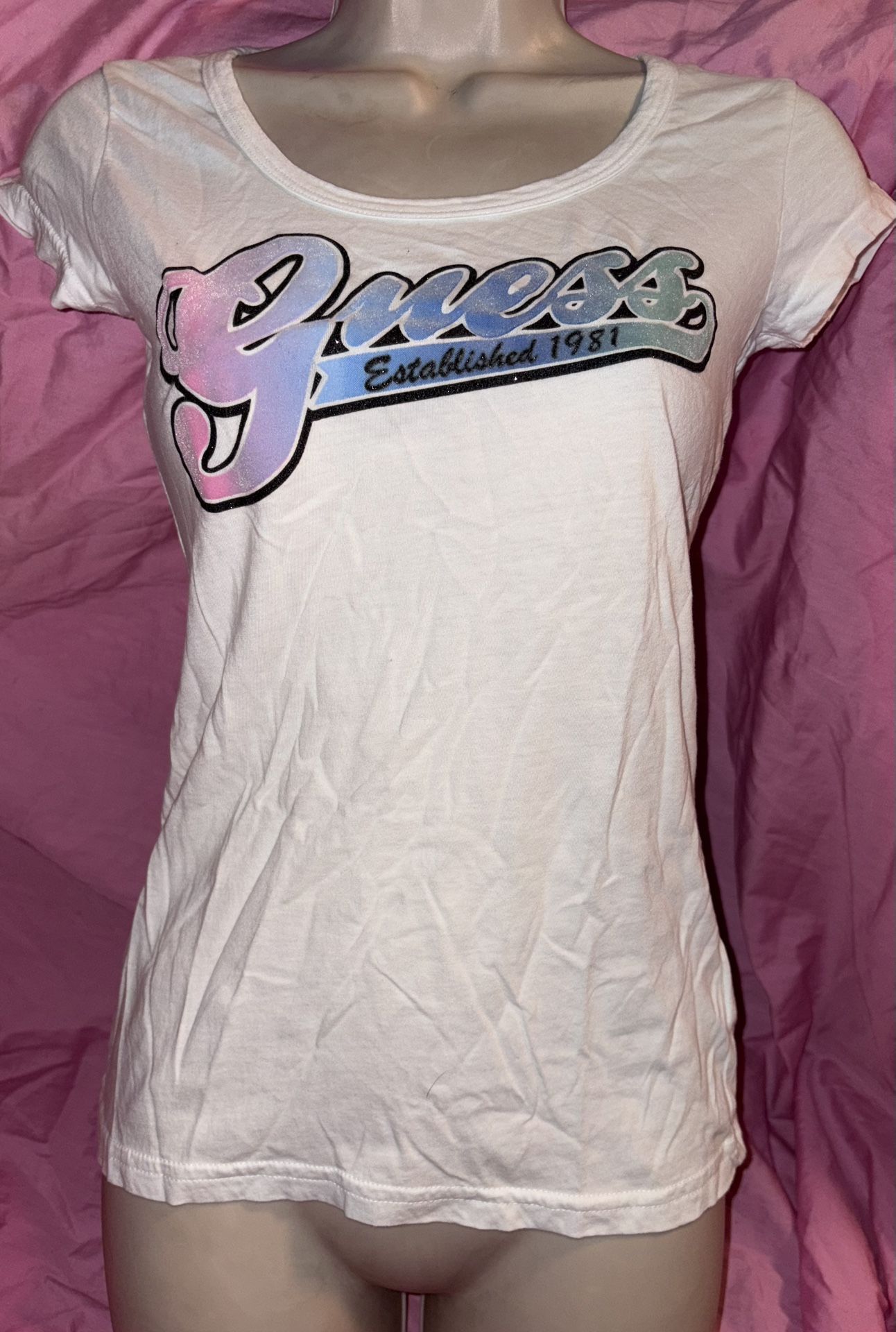Guess Fuzzy Ombre Graphic T-Shirt Size XS