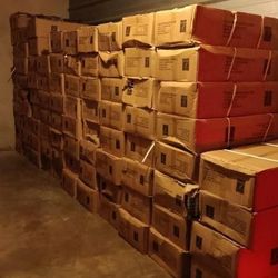 Venta De Sillas Nuevas Comerciales $130 La Caja Con 10 Sillas 