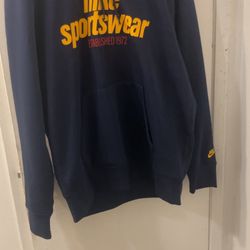 Nike Club Fleece Pullover 