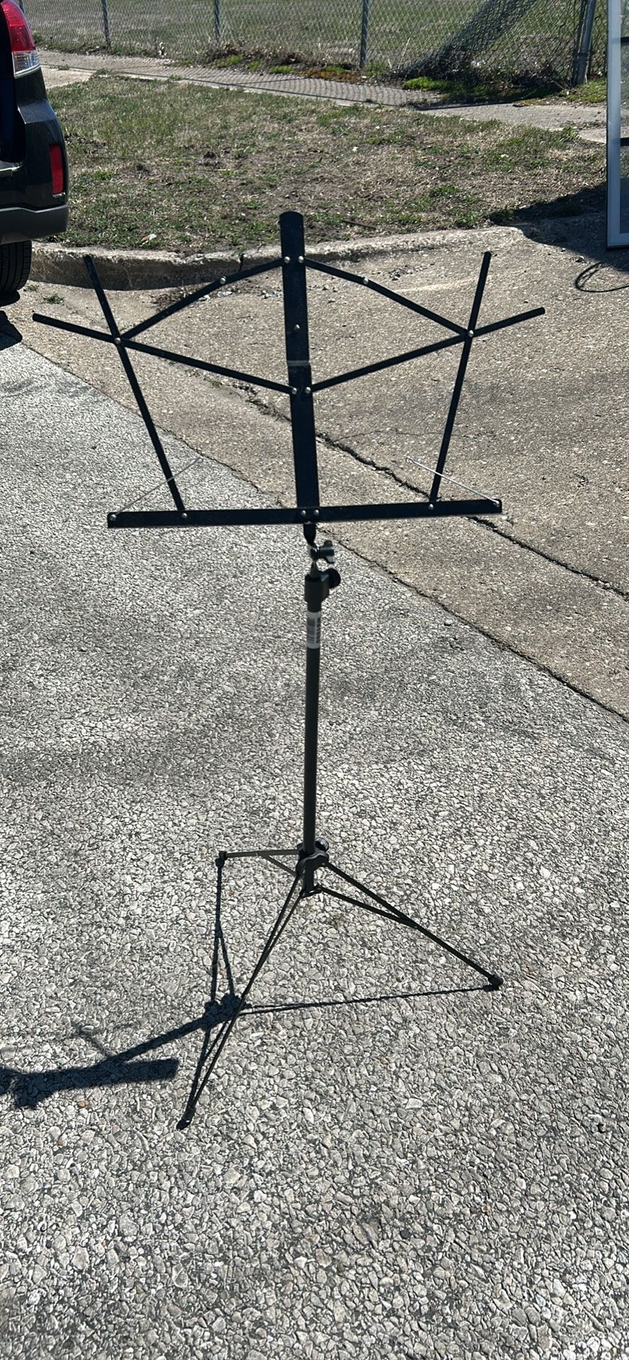 Collapsible Music Stand