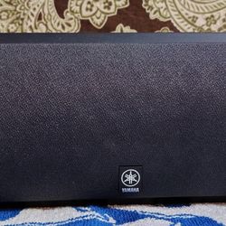 Yamaha NS-C210 Center Channel Speaker