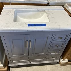 36” Bathroom Vanity in grey , single sink soft close solid wood with vanity top in white  $529  Luke’s liquidations warehouse Address:  2434 N Forsyth