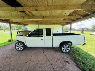 1995 Nissan Pickup