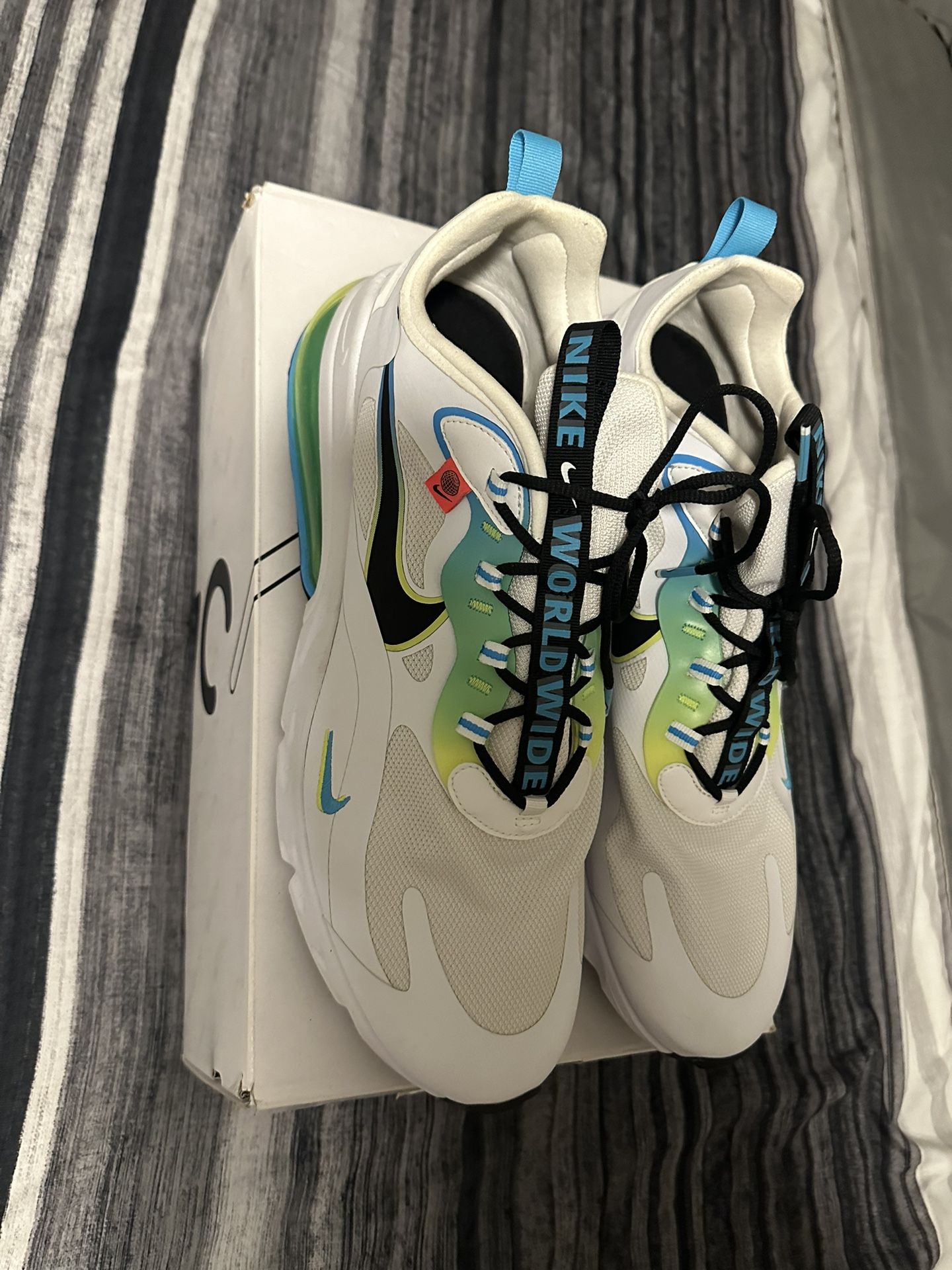 Nike Air Max 270 React Worldwide Size 15