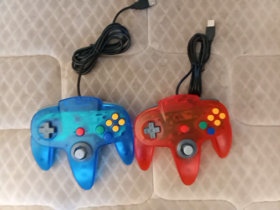 2 Nintendo N64 USB Controllers Transparent Bundle Lot