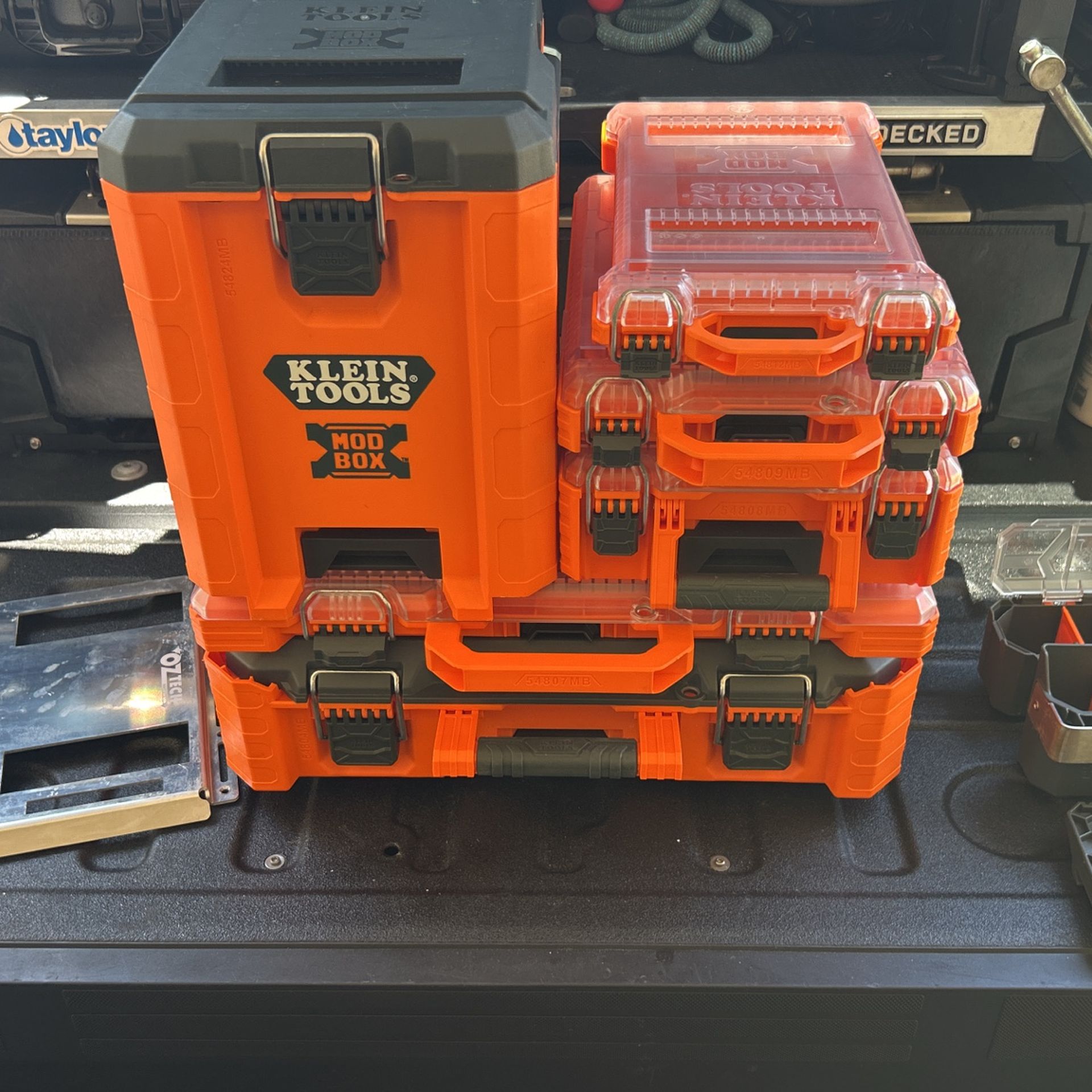   Klein Electrical MODBOX Toolboxes Tool Boxes Contractor Mounting Plate & Accessories 