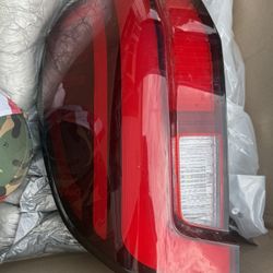 2025 Ford Expedition Platinum Left Taillight