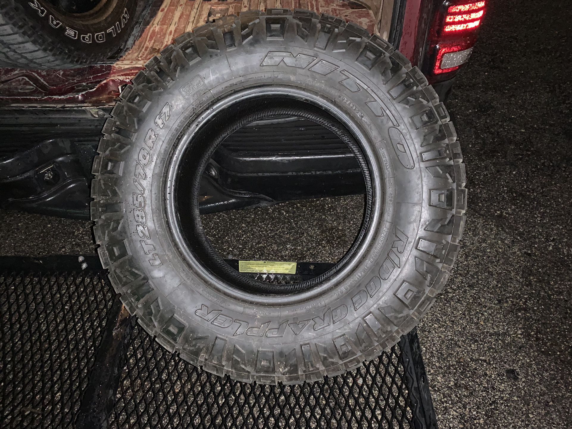 285/70/17 Set Of Nitto Grippers