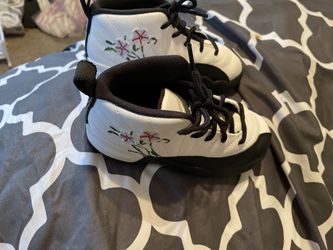 Kids Jordan 12’s