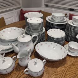 Noritake “Mabel 6357” Fine China – Service for 12 + Extras – Excellent Condition