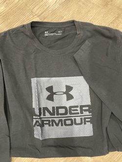 Adult Large Long Sleeve Under Armour