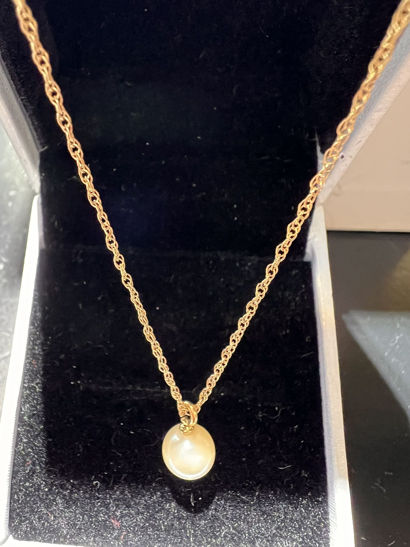 BEAUTIFUL 14K YELLOW GOLD NECKLACE AND PENDANT NATURAL FRESH PEARL 