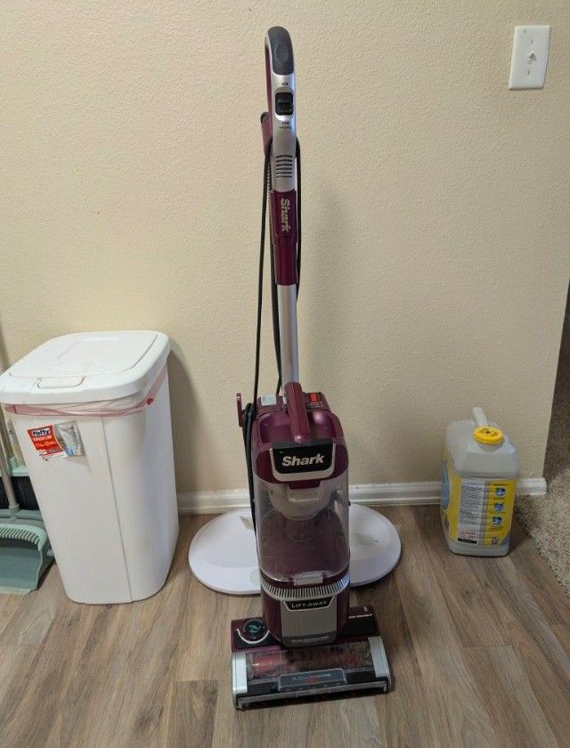 Shark Rotator Pet Lift Away Vacuum Duoclean With Odor Neutralizing