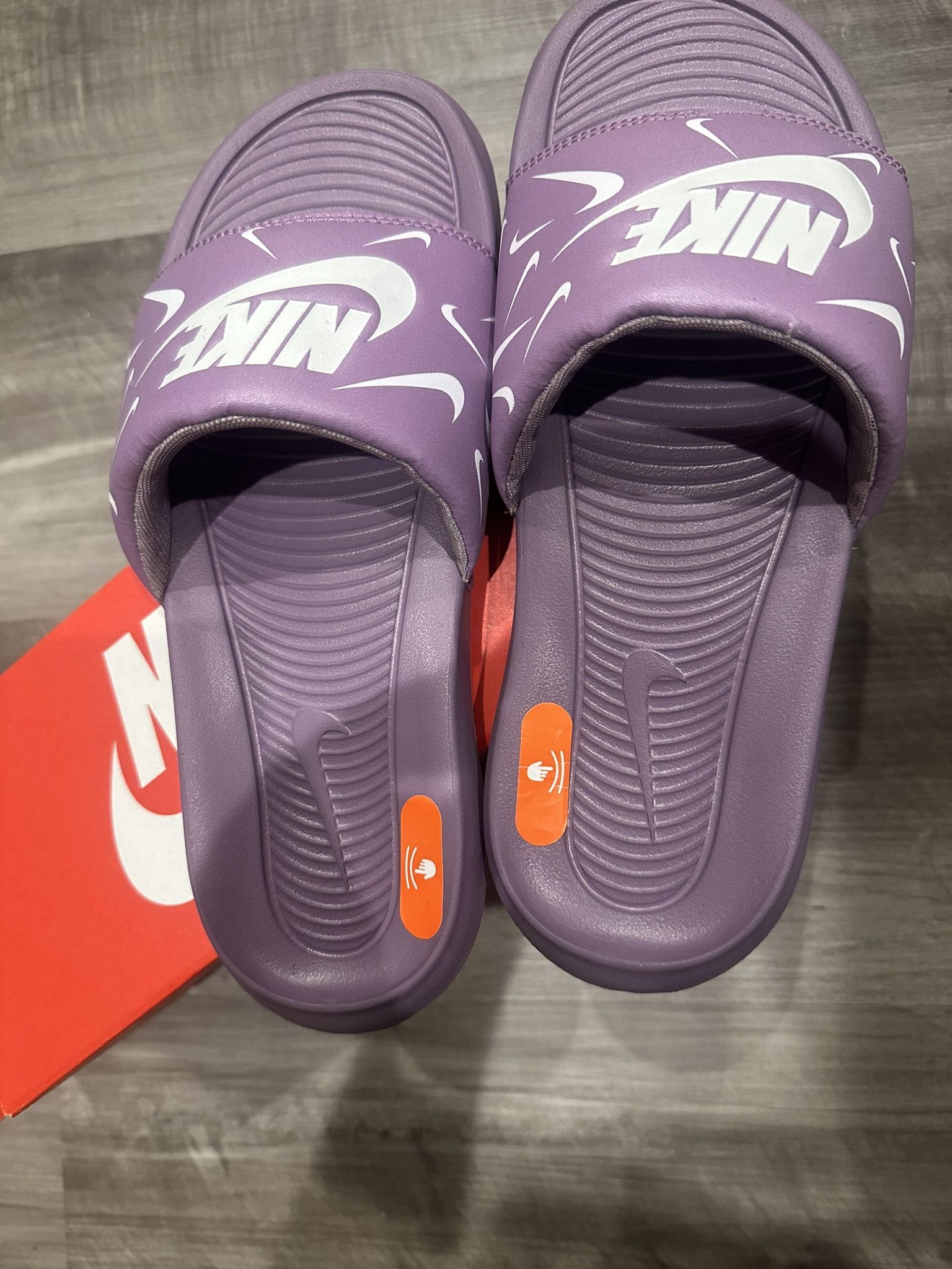 Nike Slides New