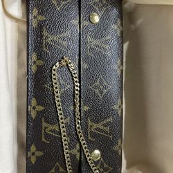 Authentic LV Vintage Accordeon Wallet