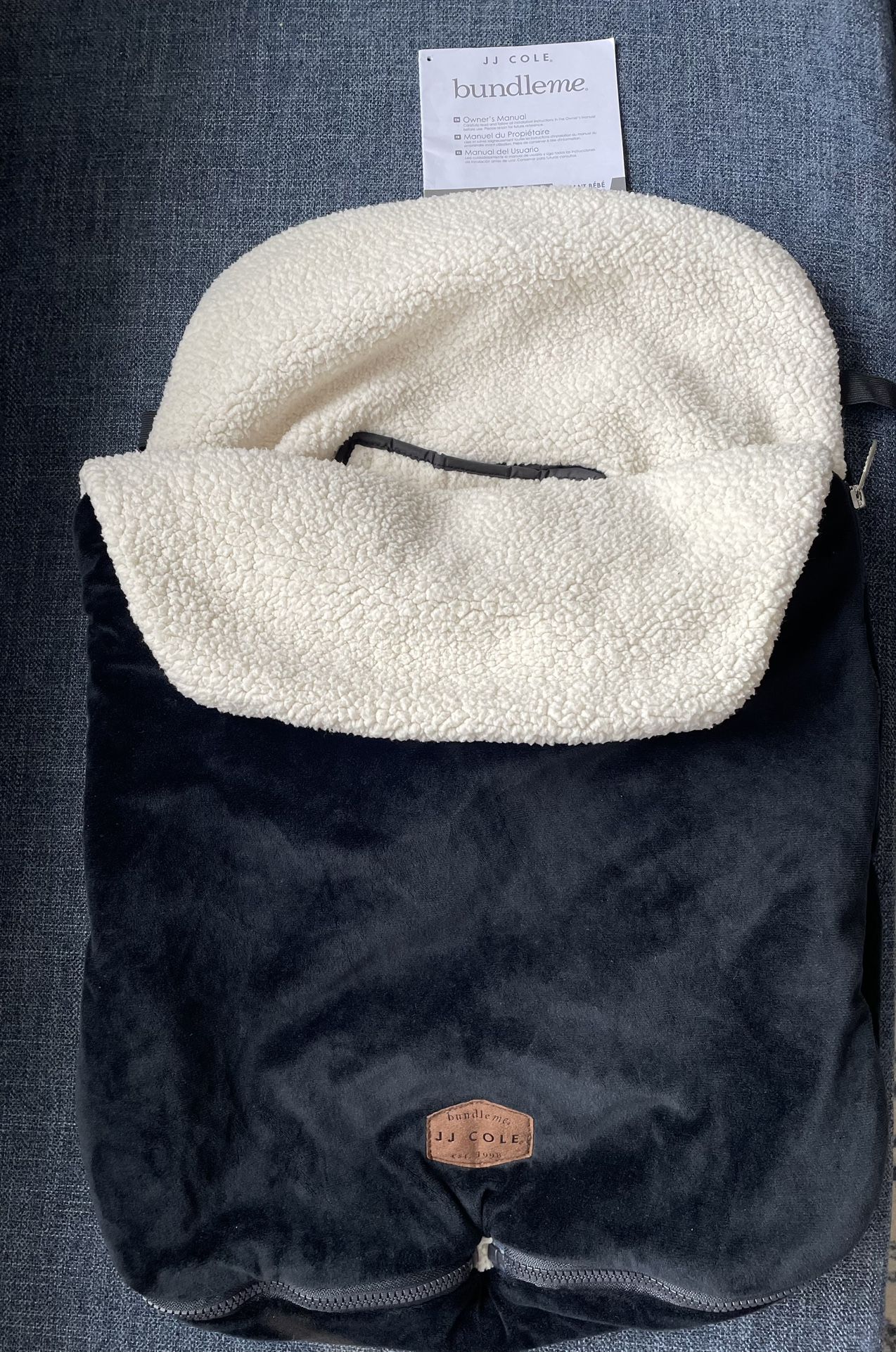 JJ Cole Baby Bunting and Car Seat Cover $30