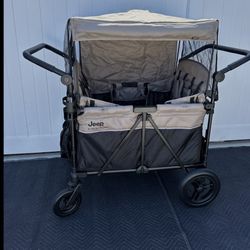 Wagon/ Jeep Gladiator 4 seater wagon/ 4 seater/ kids/ toys/ sports/ beach/ travel/ Jeep/ New