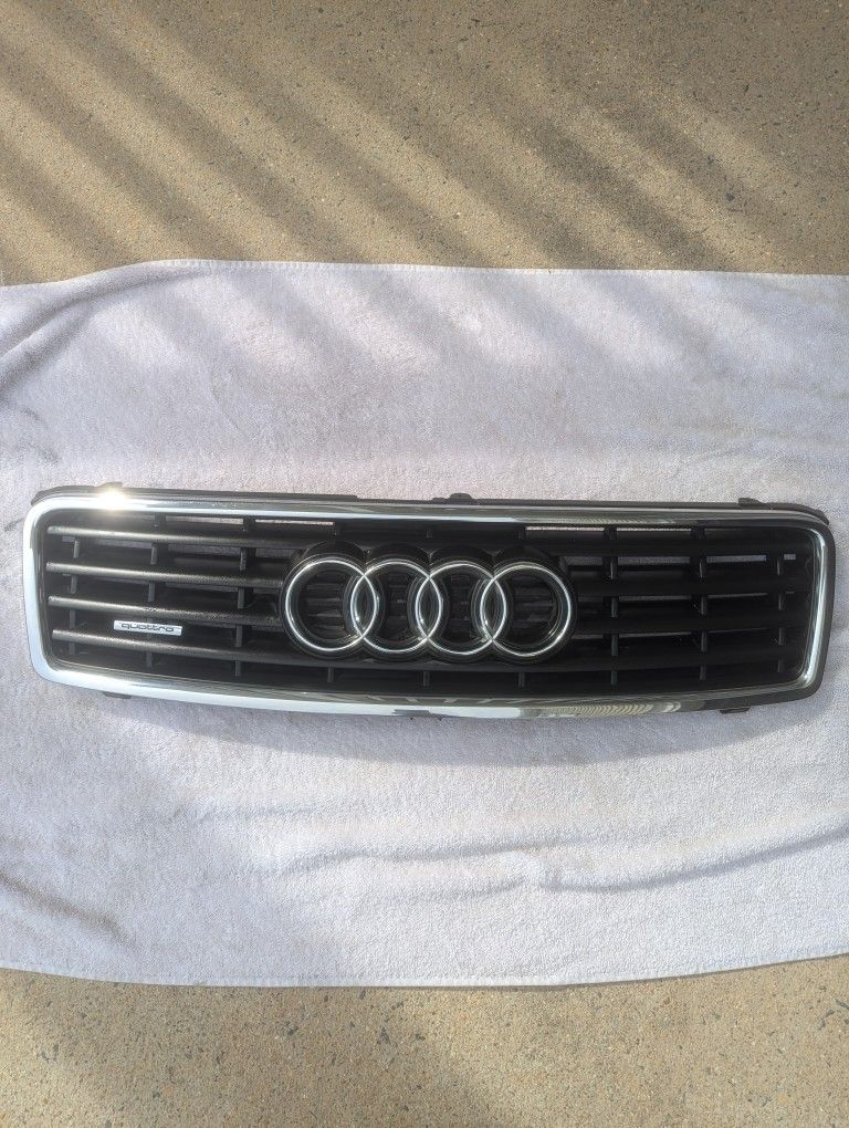 2006 Audi A4 Upper Grille For Convertible Quattro Cabriolet