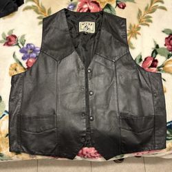 100% Leather Vest Like New XLG