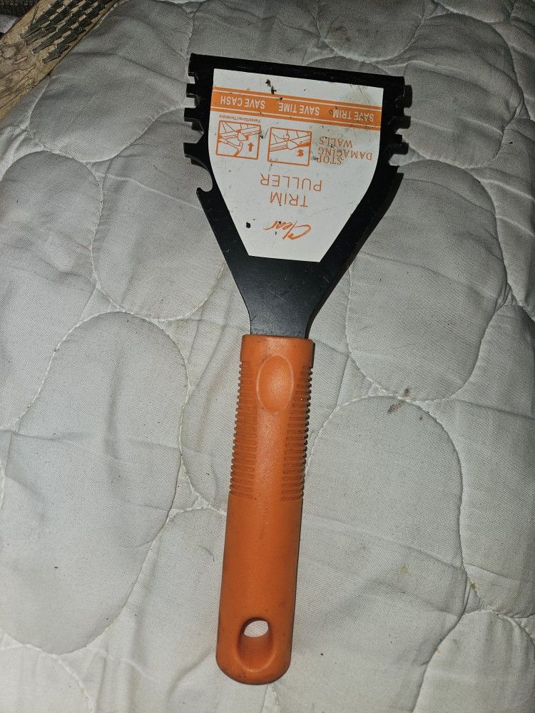 Trim PullerTrim Puller Multi-Tool for Baseboard, Molding, Siding and Flooring Removal, Remodeling