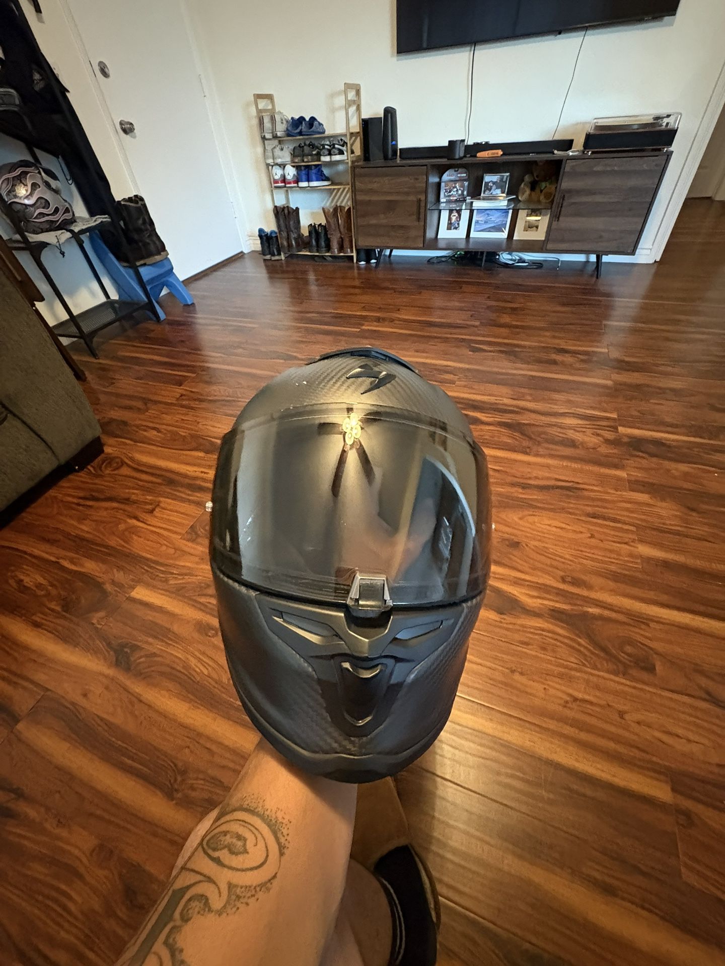 Scorpion Exo-R1 Carbon Helmet